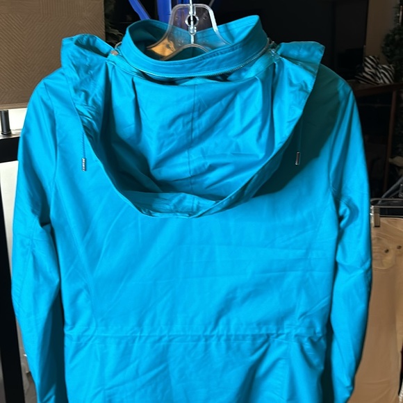 LORO PIANA World Luxury brand. Blue technical jacket lined with cashmere. - Picture 4 of 14